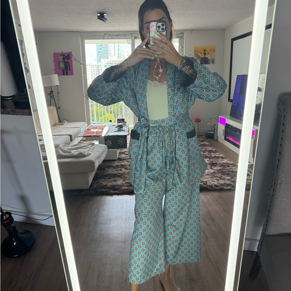 Blue Star Patterned Pajama Set - image 4